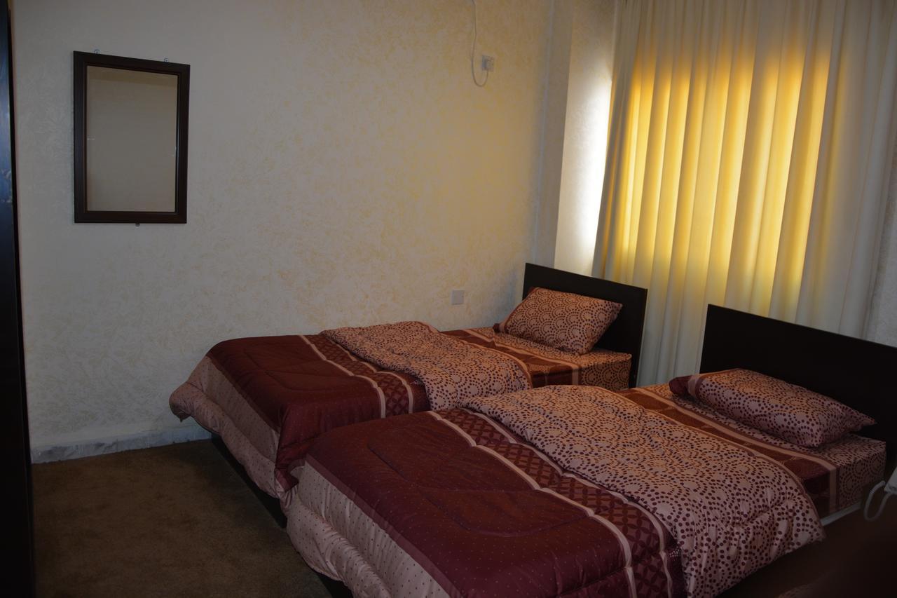 Teeba Palace Hotel Suites Amman Extérieur photo