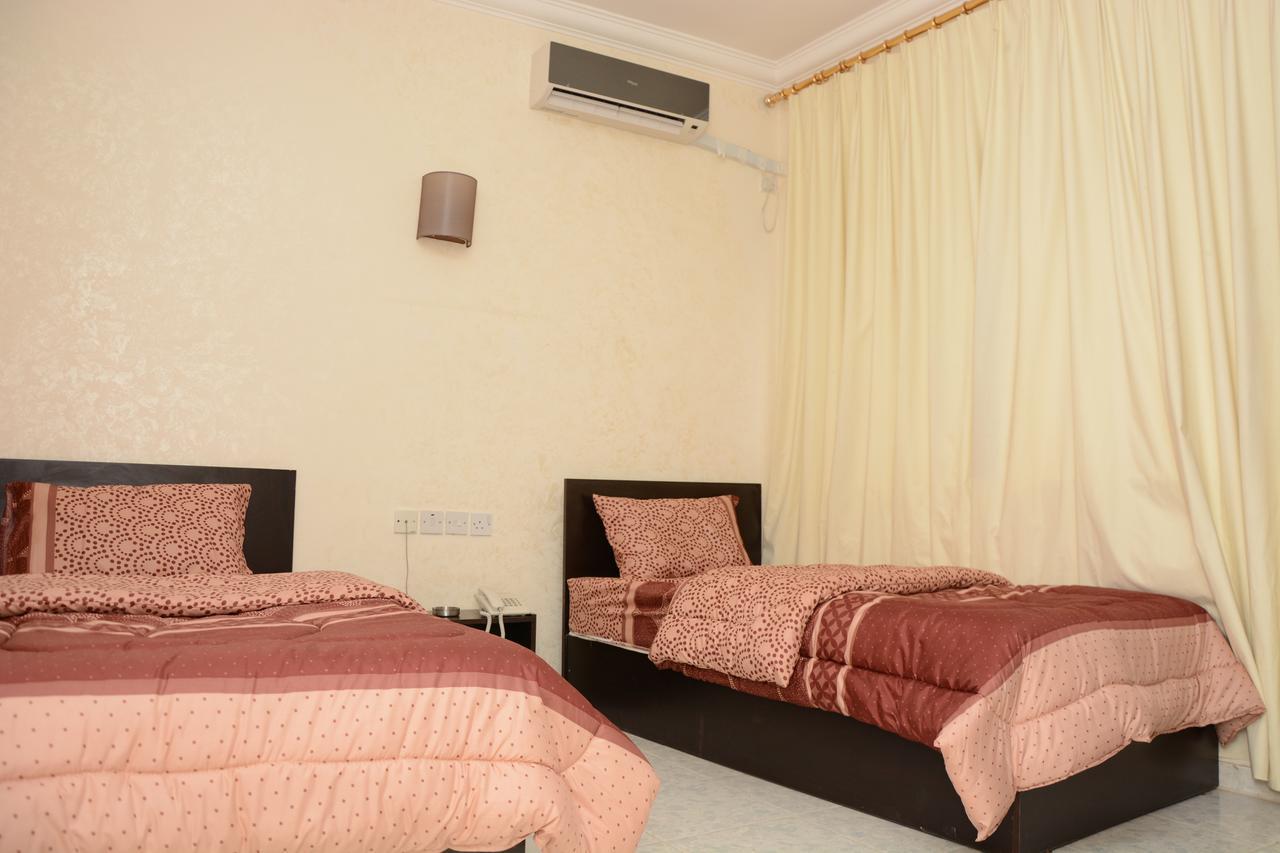 Teeba Palace Hotel Suites Amman Extérieur photo
