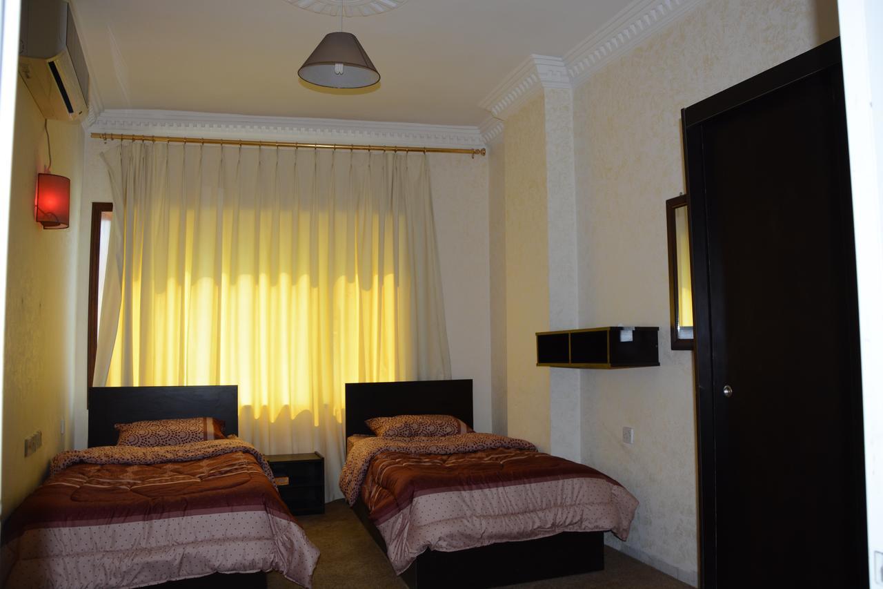 Teeba Palace Hotel Suites Amman Extérieur photo