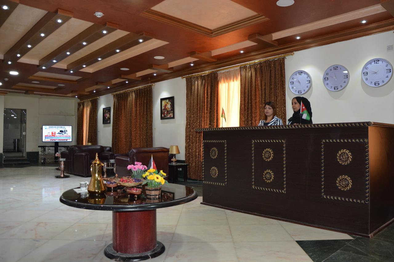 Teeba Palace Hotel Suites Amman Extérieur photo