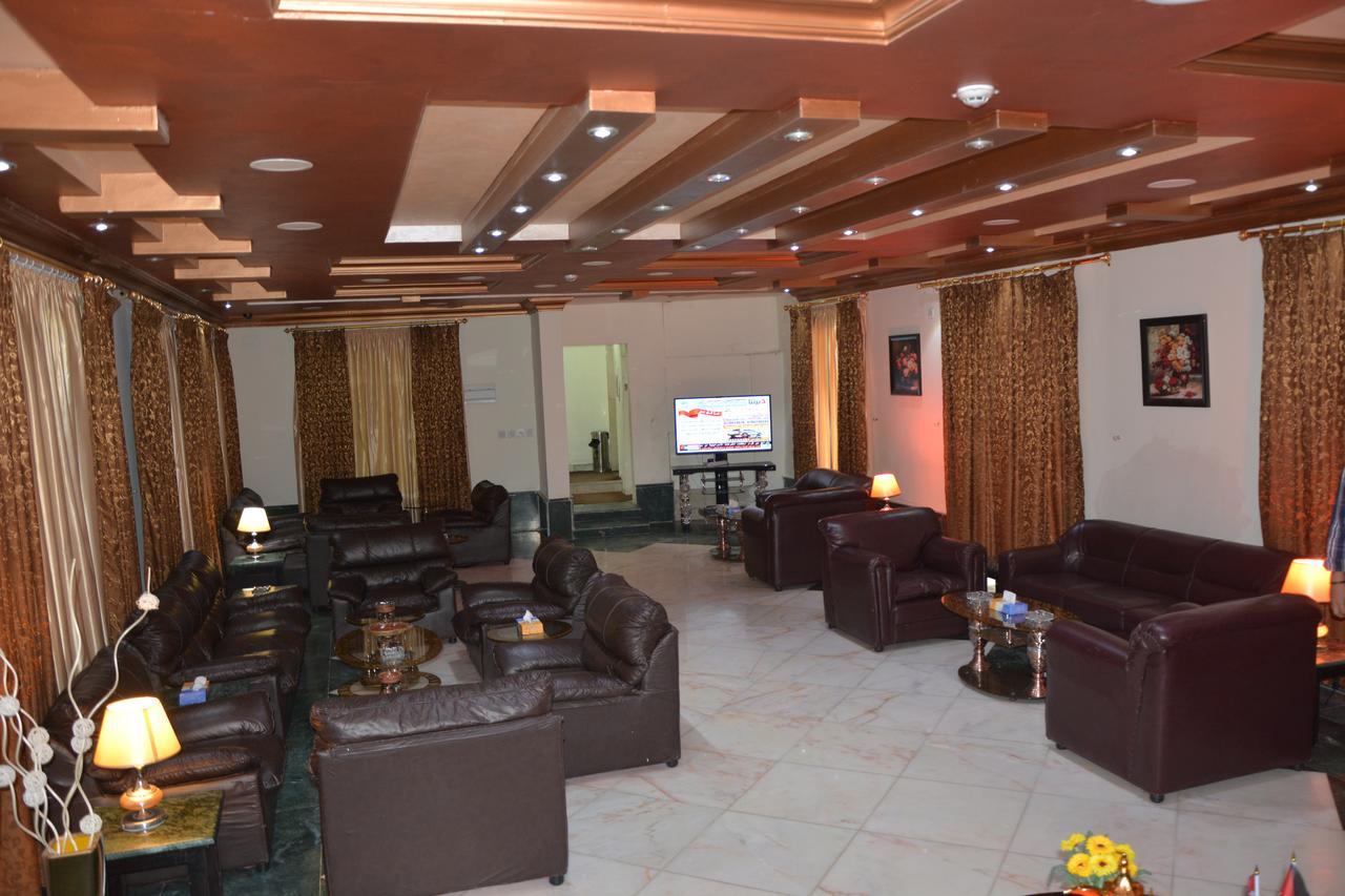 Teeba Palace Hotel Suites Amman Extérieur photo