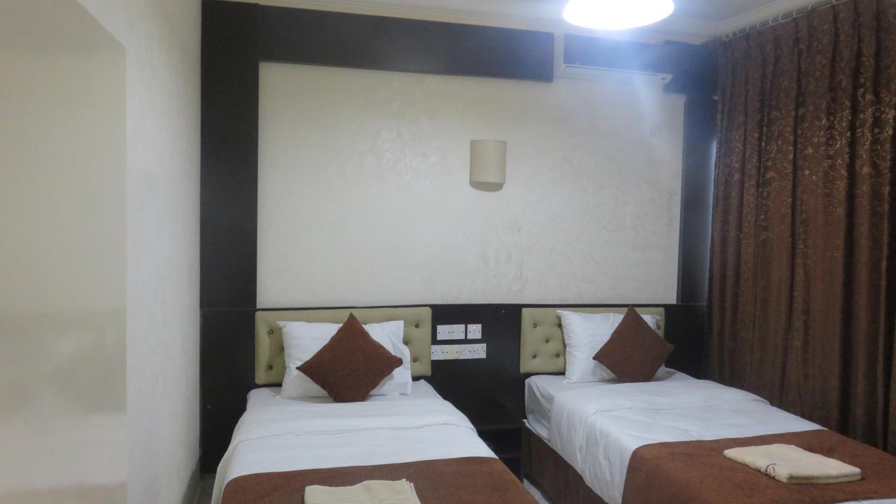 Teeba Palace Hotel Suites Amman Extérieur photo